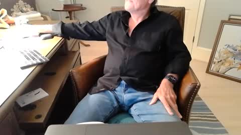 Snapshot of skr235 chatting on September 24, 11:55 pm skr235 online show from September 24, 11:55 pm