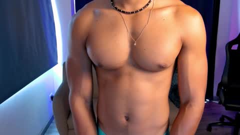 Snapshot of skull_prospect chatting on September 23, 5:07 pm Liam Vokov online show from September 23, 5:07 pm