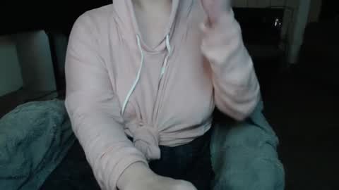 SKYLE   online show from December 3, 8:15 am