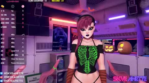 Snapshot of skyeanette chatting on October 10, 1:22 am SkyeAnette online show from October 10, 1:22 am