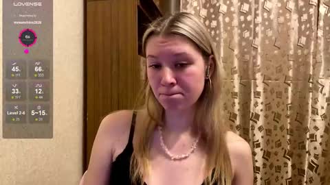 skyedavis online show from January 12, 8:38 pm