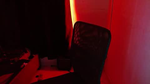 Snapshot of skykar chatting on October 22, 12:03 am reep online show from October 22, 12:03 am