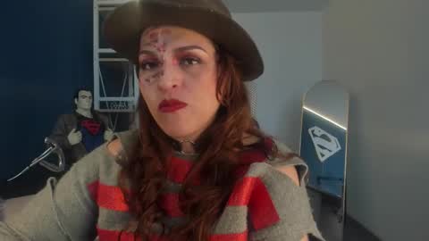 Snapshot of skylar__desire chatting on October 6, 2:46 pm skylar__desire online show from October 6, 2:46 pm