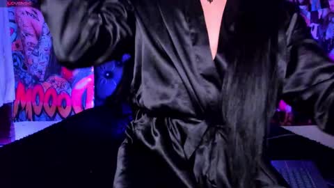 blue online show from March 21, 1:44 am