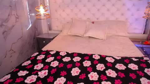 skyler_rouse online show from May 22, 9:21 pm