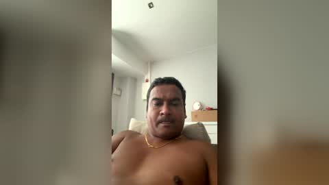 slaveqteguy online show from June 14, 10:50 am