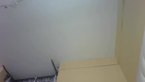 Snapshot of slayslay002 chatting on February 23, 11:36 pm Rose online show from February 23, 11:36 pm