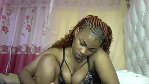 Snapshot of slayslay002 chatting on January 29, 10:22 pm Rose online show from January 29, 10:22 pm