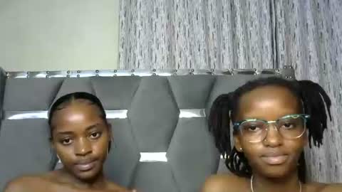 Snapshot of slim_4cutie chatting on September 28, 9:02 pm cutie online show from September 28, 9:02 pm