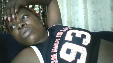 slim_petite_ebony online show from June 14, 10:34 pm