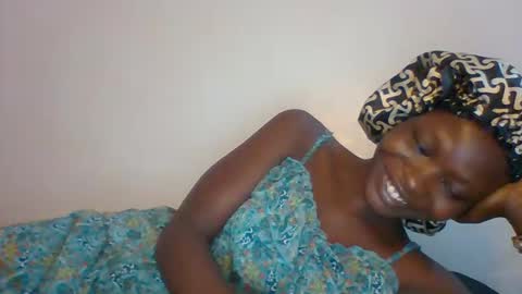 slimdiva online show from October 3, 7:44 pm