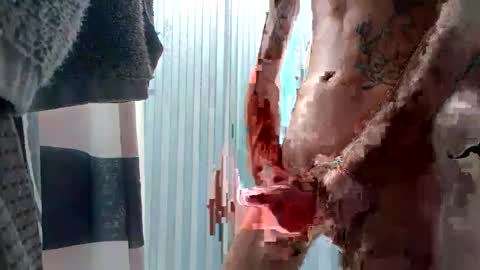 slimjpickin online show from December 31, 4:14 pm