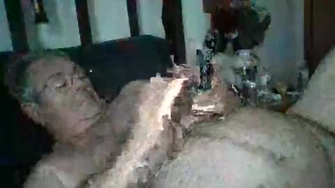 Snapshot of slippery_duck chatting on September 22, 7:29 pm slippery_duck online show from September 22, 7:29 pm