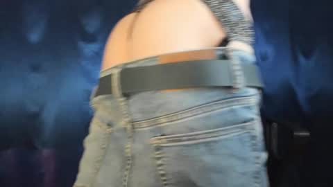 slippery thighs online show from December 23, 10:42 am