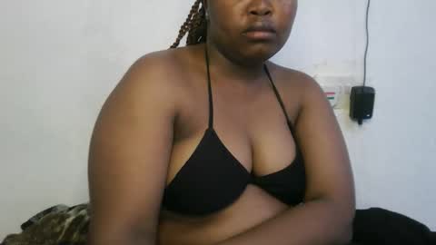 slutty_shan online show from October 19, 9:25 am