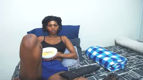 sluttykayy_ online show from May 23, 12:45 pm