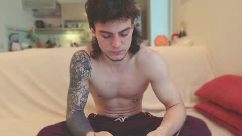 Gus online show from March 1, 10:30 am