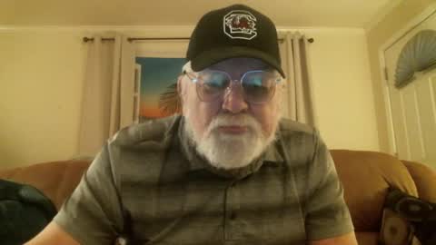 Snapshot of slydevi1 chatting on October 27, 9:48 pm Slydevil online show from October 27, 9:48 pm