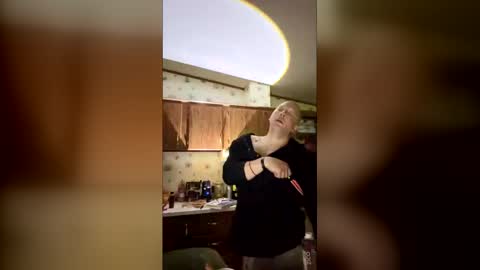 slyfixe online show from March 21, 8:19 am