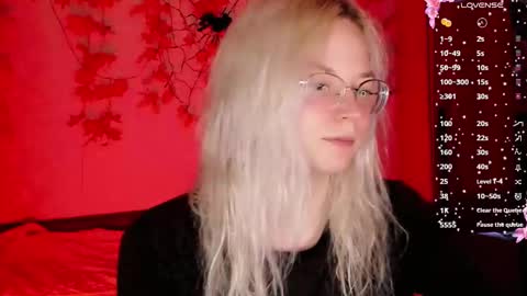 smallimpmeili online show from November 12, 10:34 pm