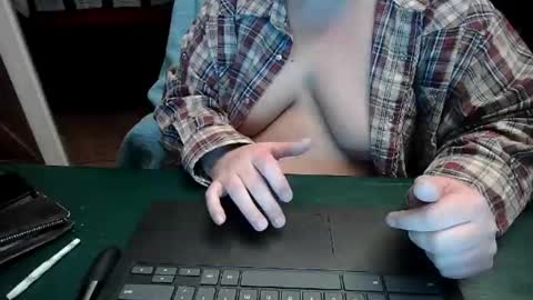 smalltowntrouble online show from February 23, 11:29 pm