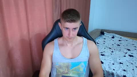 smanking22 online show from July 11, 8:06 am