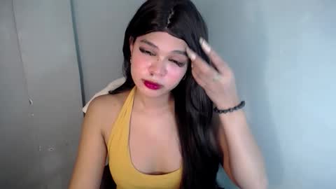 Snapshot of smile_sunshinex chatting on October 10, 9:59 am call me sunshine online show from October 10, 9:59 am