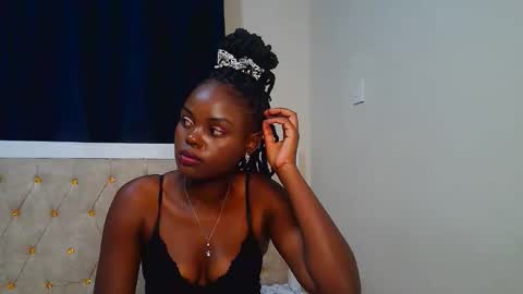 Smiley chocolate online show from February 14, 12:30 pm