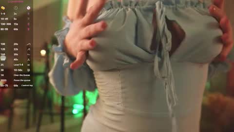 Mia online show from March 21, 5:46 am