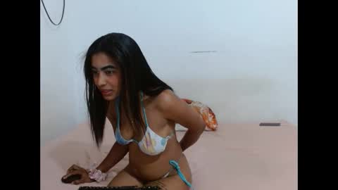 Smith y Mia online show from March 6, 3:44 pm