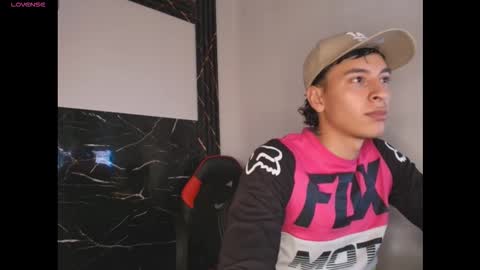 smith  grey online show from February 14, 6:32 pm