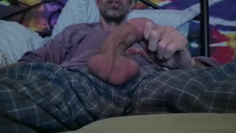 Snapshot of smkforme chatting on October 14, 1:36 pm smoke-4-me online show from October 14, 1:36 pm