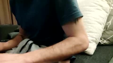 Smokeandwatching online show from January 9, 11:24 pm