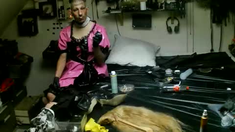 smokeslut365 online show from June 1, 11:50 pm