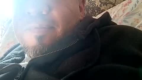 Snapshot of smoothstrik3r chatting on February 4, 11:27 pm smoothstrik3r online show from February 4, 11:27 pm