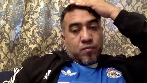 Snapshot of smoothstrik3r chatting on October 19, 2:11 pm smoothstrik3r online show from October 19, 2:11 pm