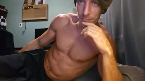 Snackyyyy online show from March 13, 11:41 pm