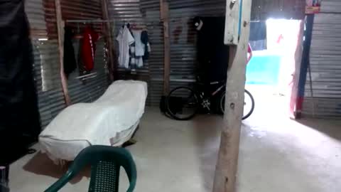 snakeguy08 online show from February 15, 3:33 pm