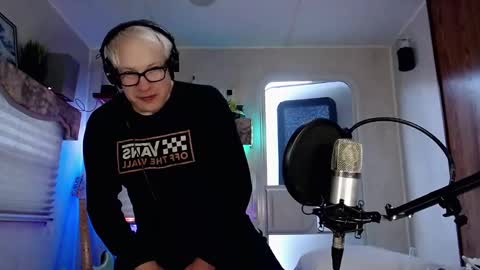 Viiscount  Snarfle Von Snarfenberg online show from March 2, 12:53 am