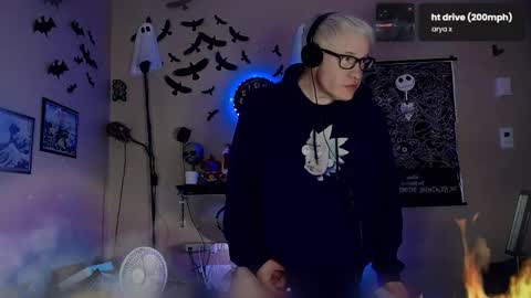 Viiscount  Snarfle Von Snarfenberg online show from December 3, 3:39 pm