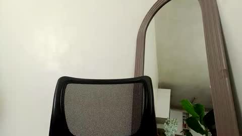 papi online show from May 17, 4:54 am