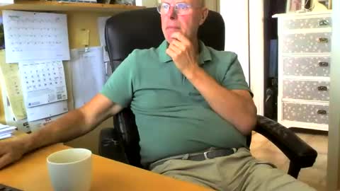 snickarn335731 online show from September 15, 11:12 am