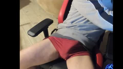 snip1977 online show from December 5, 8:17 pm