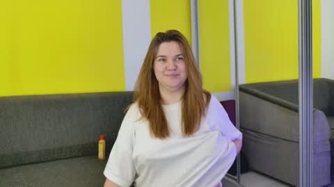 snowflakec online show from February 6, 9:39 pm