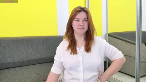 snowflakec online show from February 9, 7:52 pm