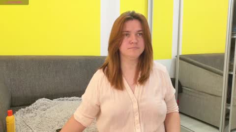 snowflakec online show from December 1, 8:33 pm