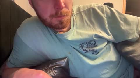 snowtrooper888 online show from January 7, 2:49 am