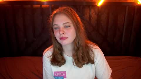 snowwhite_bella online show from October 23, 1:12 pm