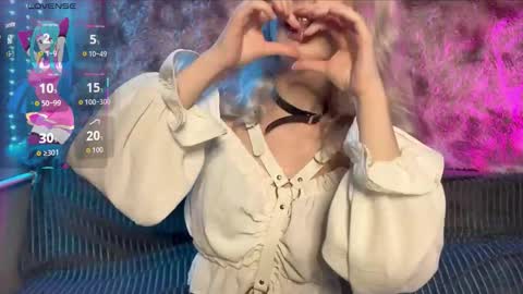 snowy_alice online show from March 15, 4:10 pm