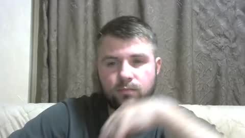 Snapshot of snowyqred chatting on October 5, 4:25 pm Arthur online show from October 5, 4:25 pm